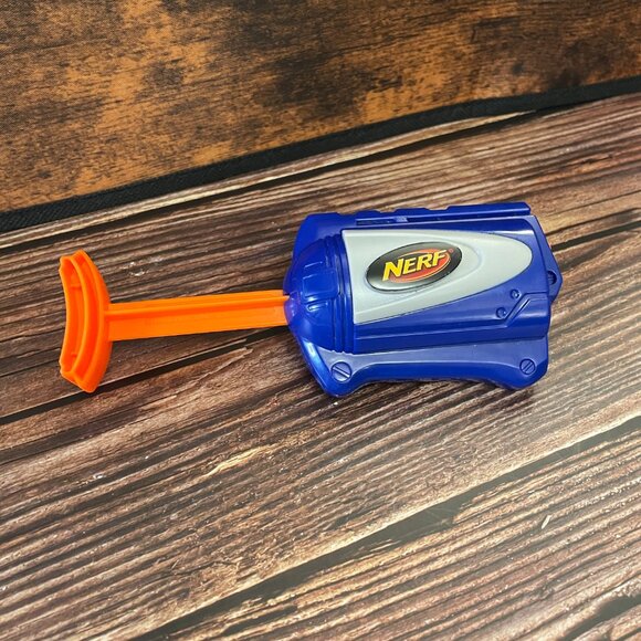 Nerf Super Soaker Hydraulic Water Squirt Gun McDonalds Toy (SKU: 32TO) - Picture 2 of 3